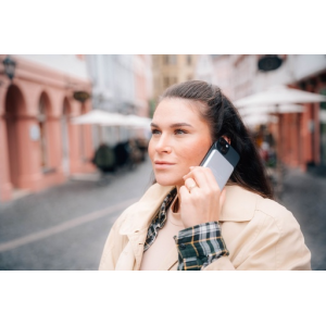 Verbatim Charge 'n' Go Magnetic Wireless Power Bank 5000 mAh Blue Verbatim Charge 'n' Go Magnetic Wireless Power Bank 5000 mAh Blue